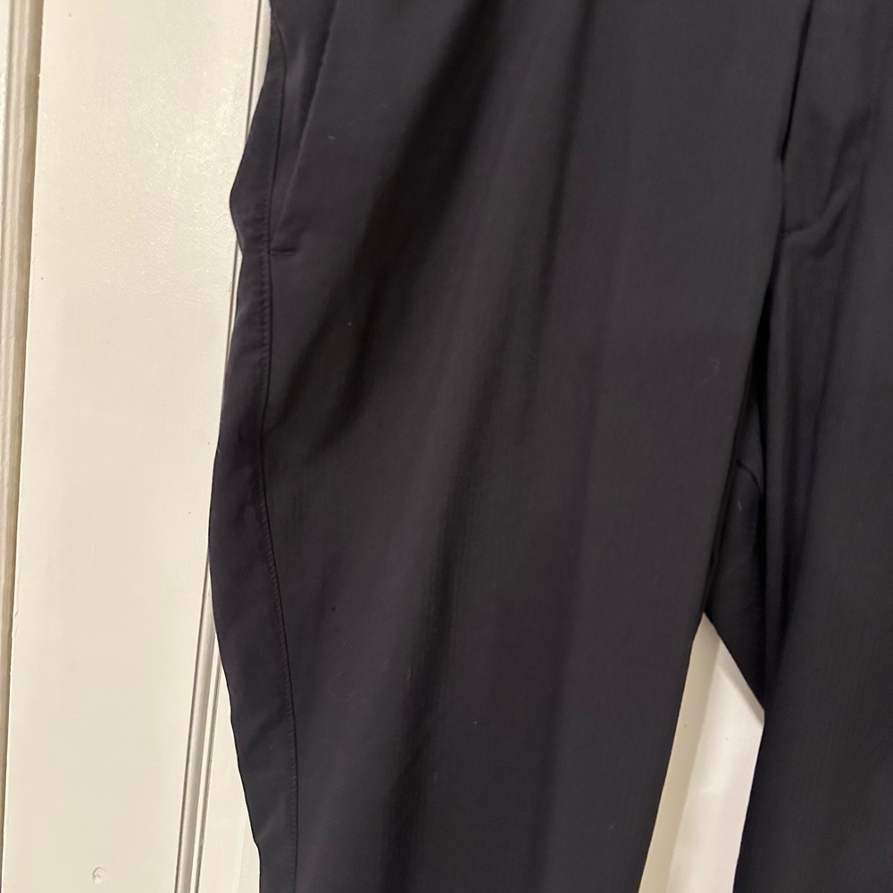 Under Armour Charcoal Gray Pants
